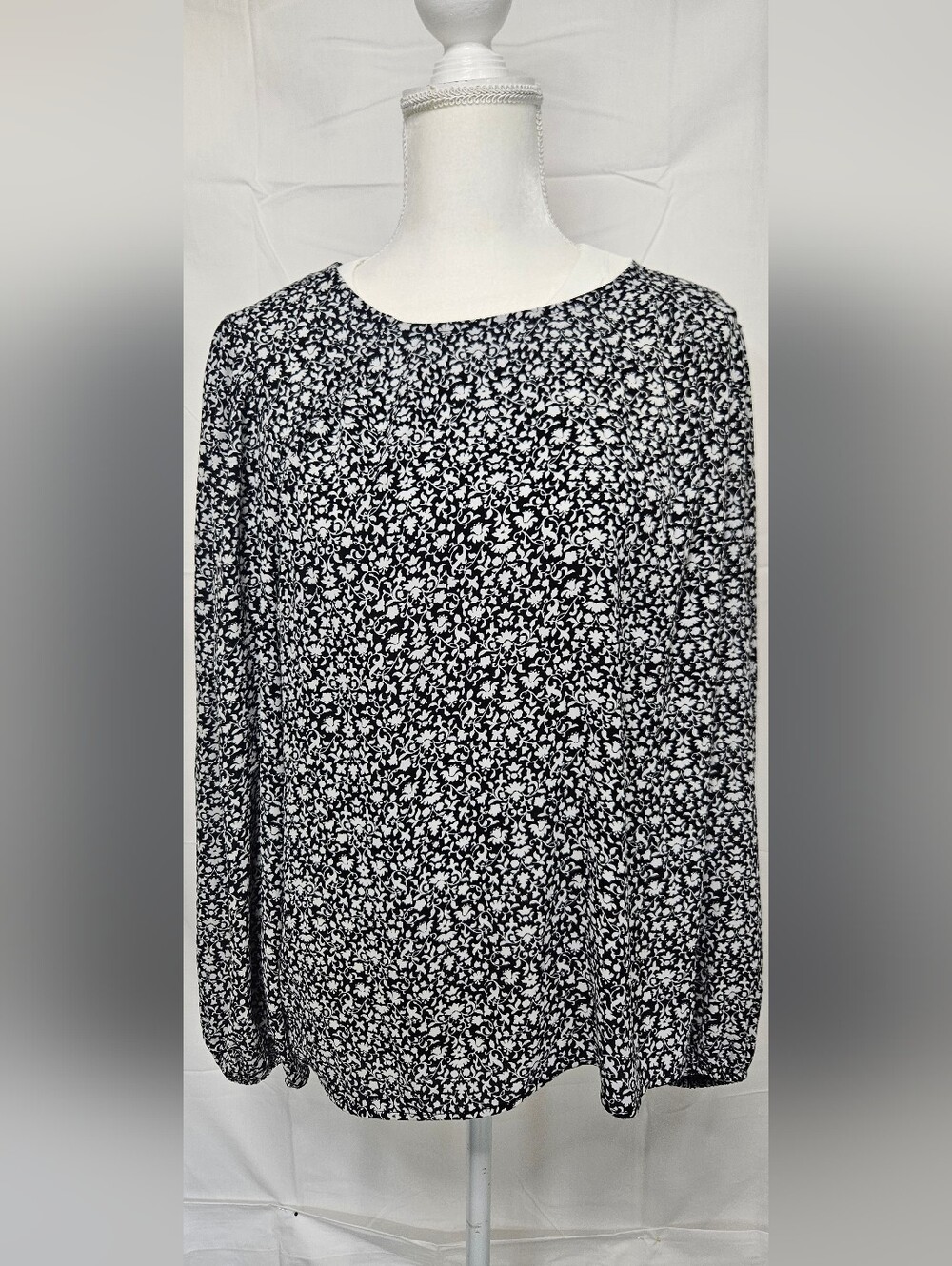 LOFT Black and White Floral Blouse